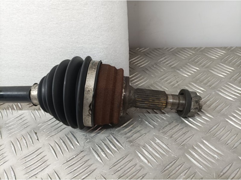 Recambio de transmision delantera derecha para peugeot 308 active bussines referencia OEM IAM 9810710780  