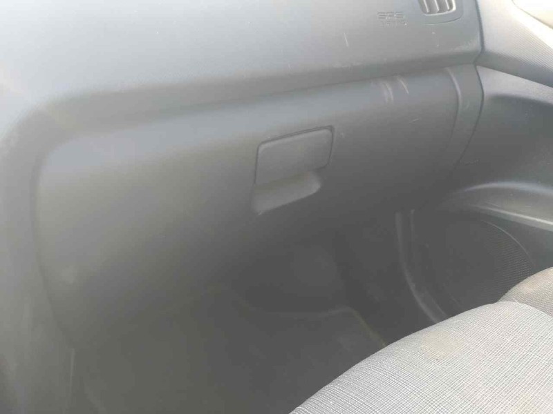 Recambio de guantera para kia cee´d drive referencia OEM IAM 845101H050EQ  