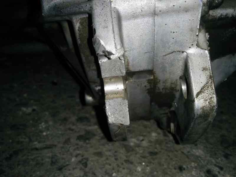 Recambio de caja cambios para chevrolet captiva 2.0 vcdi ls referencia OEM IAM BEW4357 GM003791 SOPORTE ROTO 5VELOCIDADES