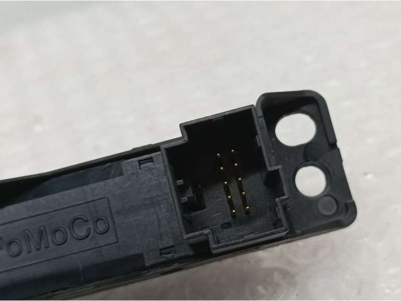 Recambio de warning para land rover freelander (lr2) td4 s referencia OEM IAM AH5213D734AA A3454520 