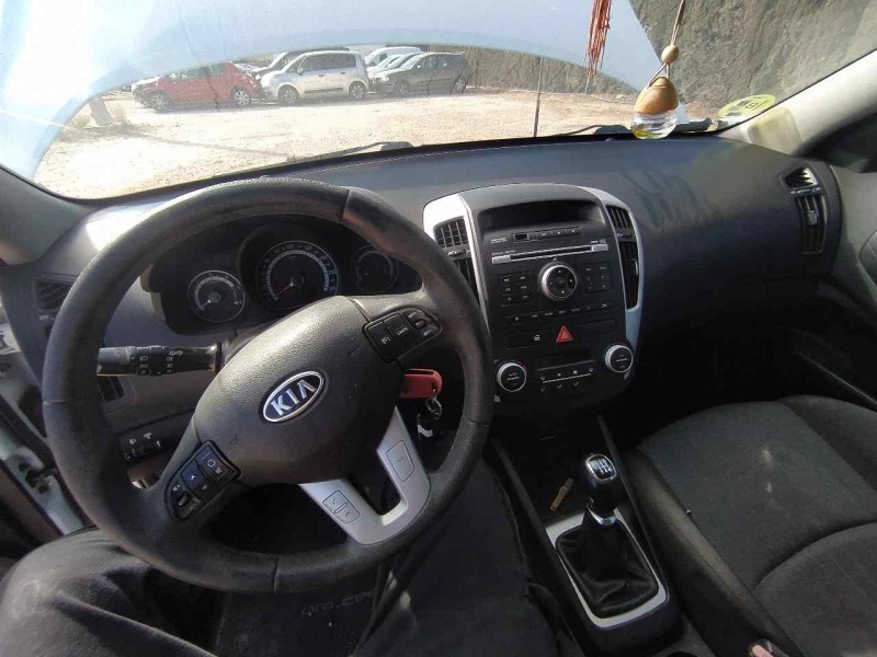 Recambio de kit airbag para kia cee´d drive referencia OEM IAM 569001H600EQ  C/ SALPICADERO Y SIN PRETENSORES