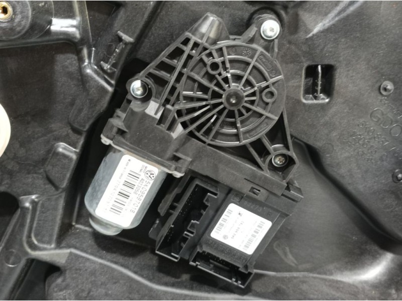 Recambio de elevalunas delantero izquierdo para volkswagen golf vi (5k1) rabbit bluemotion referencia OEM IAM 5K1937729P  ELECTR