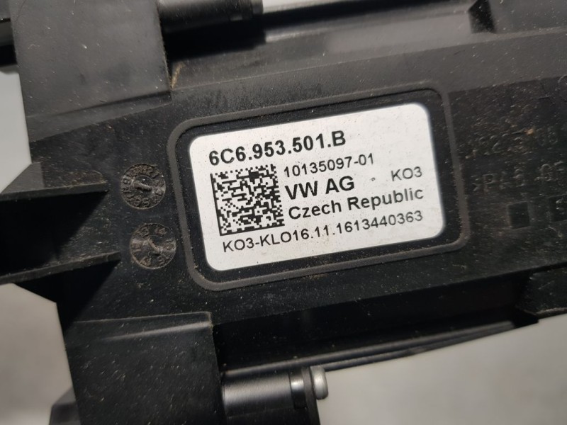 Recambio de mando luces y limpia para skoda rapid ambition referencia OEM IAM 6C6953501B  