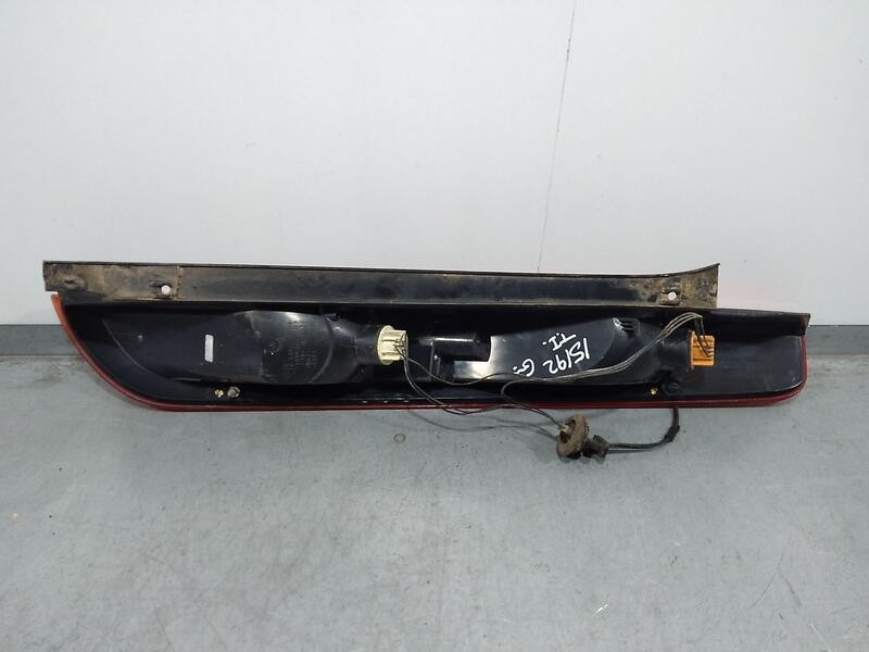 Recambio de piloto trasero izquierdo para ford focus lim. (cb4) trend referencia OEM IAM 8m5113405a  