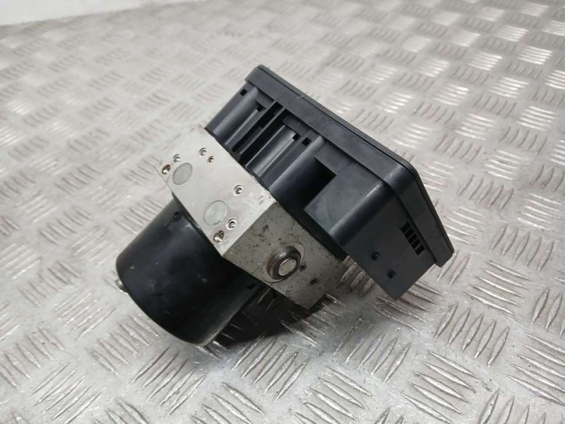 Recambio de abs para ford focus lim. (cb4) trend referencia OEM IAM 8M512C405AA 10020603224 ATE