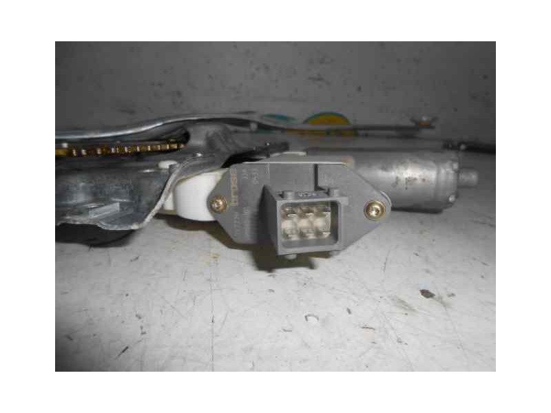 Recambio de elevalunas trasero izquierdo para toyota avensis berlina (t25) 1.8 sol berlina (5-ptas) referencia OEM IAM 698400510