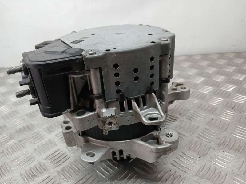 Recambio de alternador para suzuki vitara hybrid referencia OEM IAM 9616074S01 2230401765 OSEG