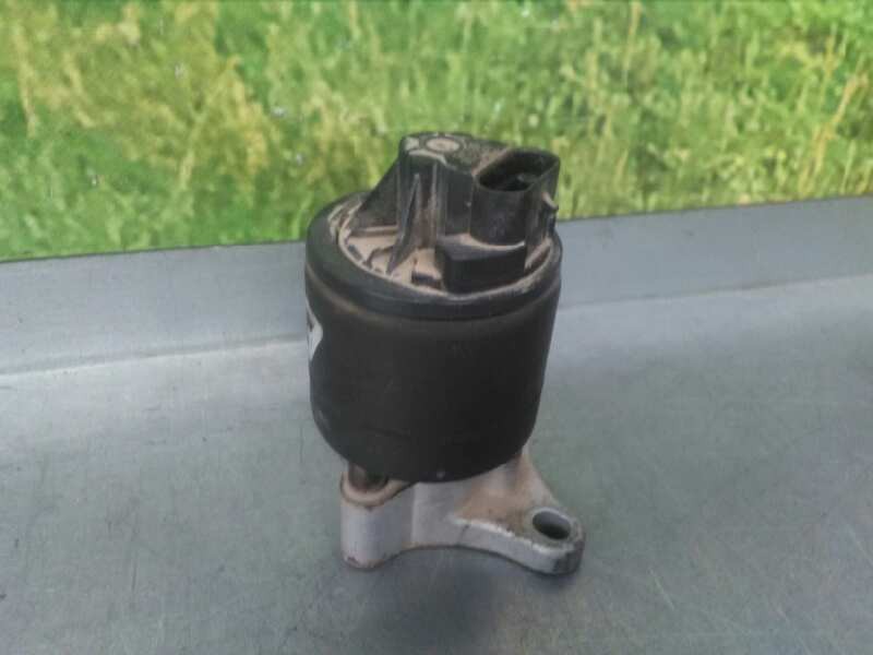 Recambio de valvula egr para opel corsa b world cup referencia OEM IAM 94050 35272A 