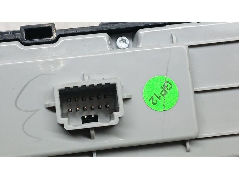 Recambio de mando climatizador para mg zs 1.5 vti referencia OEM IAM 10703154  528193772