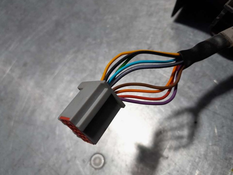 Recambio de retrovisor derecho para ford focus lim. (cb4) trend referencia OEM IAM 1698921  ELECTRICO 9 CABLES