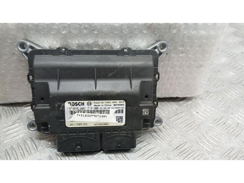 Recambio de centralita motor uce para mg zs 1.5 vti referencia OEM IAM AN11505183 BOSCH F01R00DZ1K