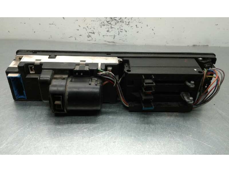 Recambio de mando climatizador para bmw serie 5 berlina (e34) referencia OEM IAM 8351114 E346411 
