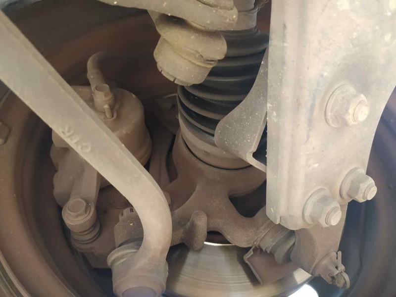 Recambio de mangueta delantera izquierda para kia cee´d drive referencia OEM IAM 517151H500  