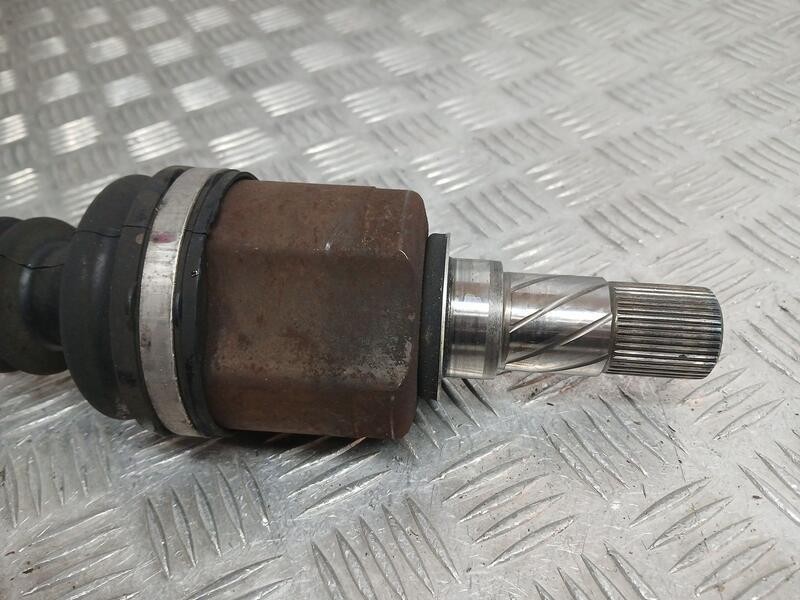 Recambio de transmision delantera izquierda para renault megane ii familiar dynamique confort referencia OEM IAM 8200198016  