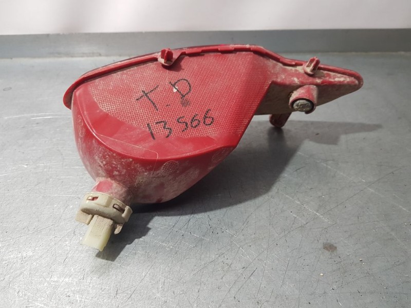 Recambio de piloto trasero derecho paragolpes para peugeot 5008 gt line referencia OEM IAM 9811981980  