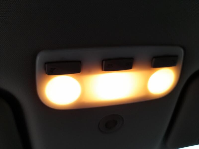 Recambio de luz interior para renault megane iii grandtour (kz0/1) 1.5 dci (kz1m, kz1w, kz0r) referencia OEM IAM 264300008R  