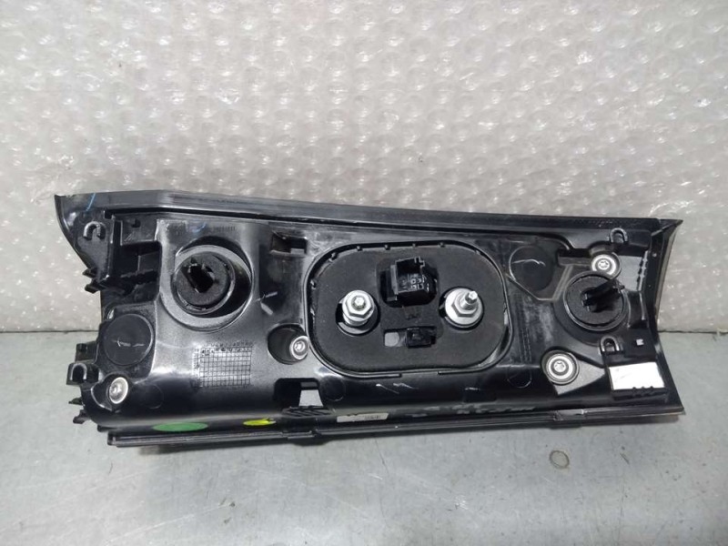 Recambio de piloto trasero derecho para peugeot 2008 (p1) allure referencia OEM IAM 9825957180 FR26950232 INTERIOR LED