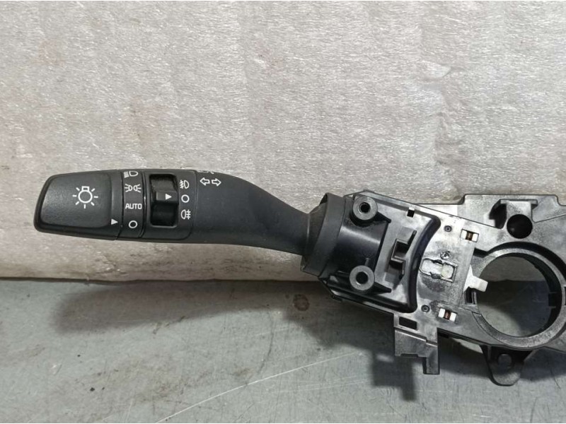 Recambio de mando luces y limpia para kia niro concept referencia OEM IAM 93403G5960  