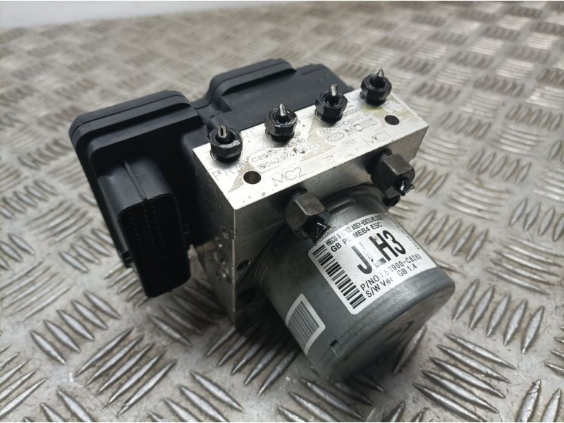 Recambio de abs para hyundai i20 classic referencia OEM IAM 58920C8280 C858924550 MOBIS