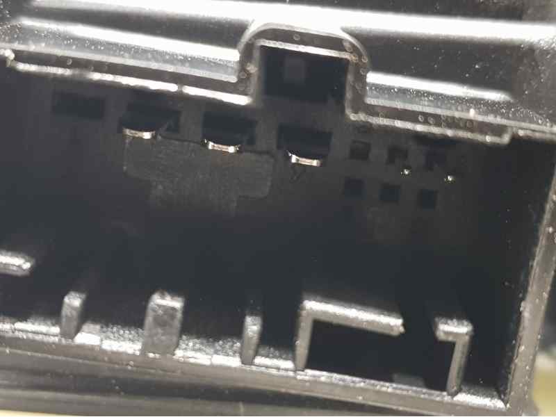 Recambio de elevalunas trasero derecho para volkswagen polo beats referencia OEM IAM 2G6839462C 5 PINS ELÉCTRICO