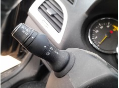 MANDO LUCES Y LIMPIA 255670019R 