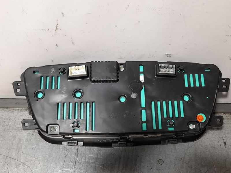 Recambio de cuadro instrumentos para ssangyong actyon 200 xdi referencia OEM IAM 8021031520  