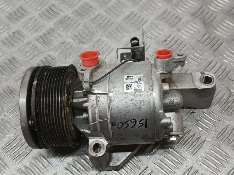 Recambio de compresor aire acondicionado para suzuki vitara hybrid referencia OEM IAM 9520174S00 T73674CA VALEO