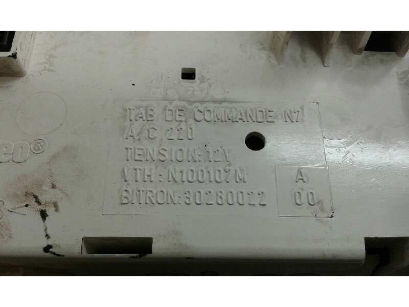 Recambio de mando climatizador para citroën xsara berlina 1.9 td exclusive referencia OEM IAM 30280022 1000000791976 