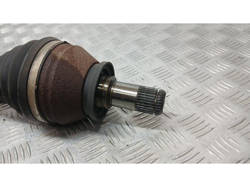 Recambio de transmision delantera izquierda para land rover range rover (lm) vogue referencia OEM IAM 3H423N128DB  