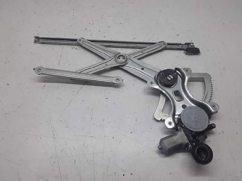 Recambio de elevalunas delantero derecho para lexus rx 400h referencia OEM IAM 6980133040 4 PINES 