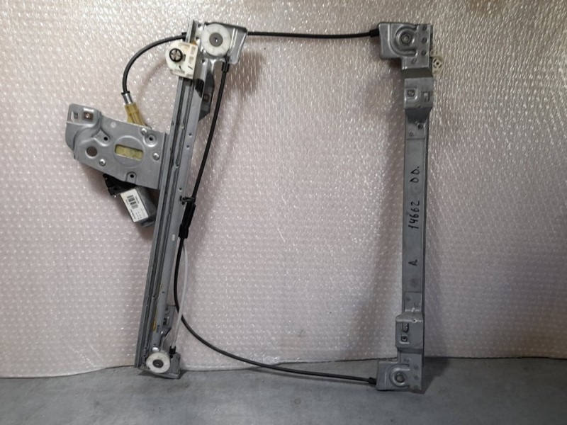 Recambio de elevalunas delantero derecho para renault kangoo furgón maxi 5p grand comfort referencia OEM IAM 09565R  ELECTRICO