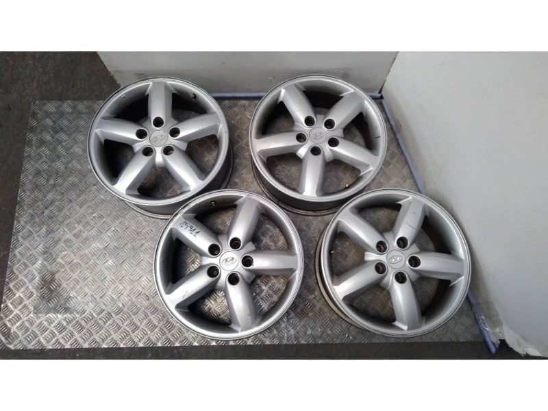 Recambio de juego llantas aluminio para hyundai santa fe (bm) 2.2 crdi comfort 4x4 referencia OEM IAM  ALUMINIO 7X17 5 TORN ET41
