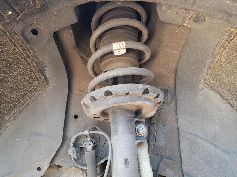 Recambio de amortiguador delantero izquierdo para opel meriva b monospace (s10) 1.4 (75) referencia OEM IAM 93168995  