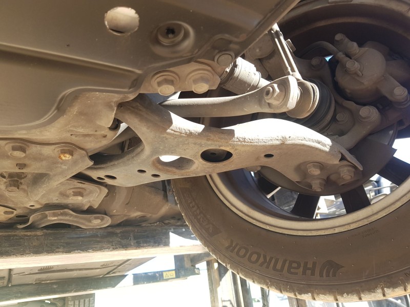 Recambio de brazo suspension inferior delantero izquierdo para lexus ct (zwa10_) 200h (zwa10_) referencia OEM IAM 4806947050  