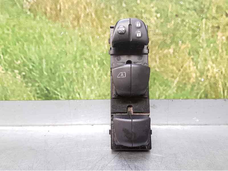 Recambio de mando elevalunas delantero izquierdo para nissan pulsar (c13) tekna referencia OEM IAM   