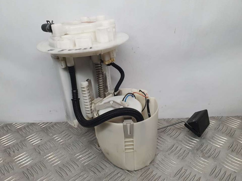 Recambio de aforador para lexus ct 200h referencia OEM IAM 7702047092  