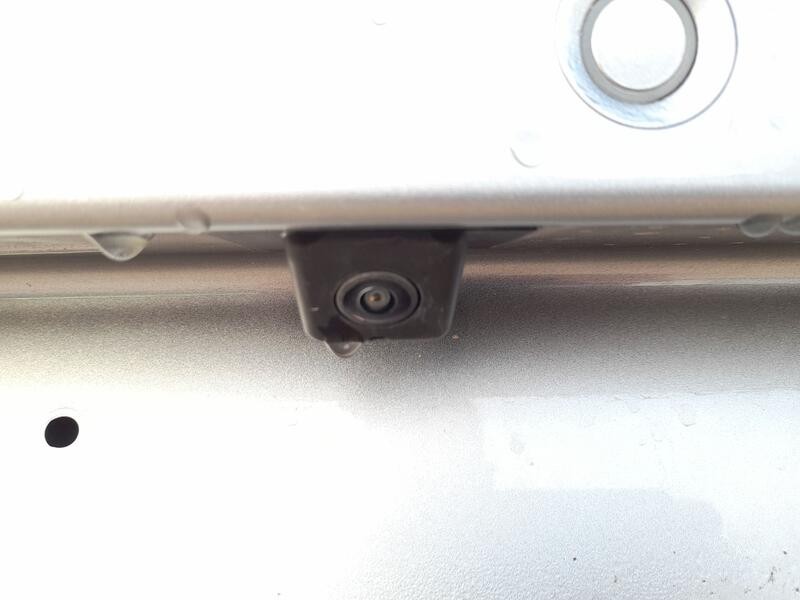 Recambio de camara vision trasera para mg zs suv (azs1) 1.0 t-gdi referencia OEM IAM 203301745  