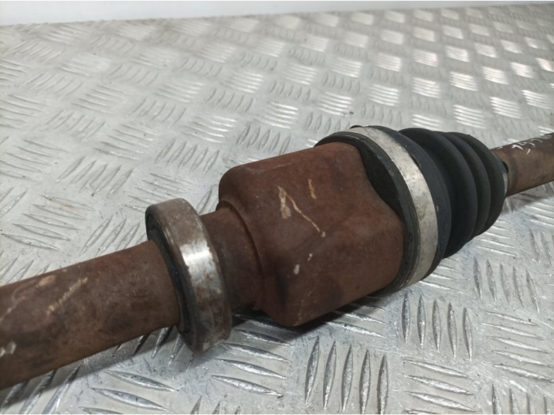 Recambio de transmision delantera derecha para renault kangoo furgón maxi 5p grand comfort referencia OEM IAM 8200687740  