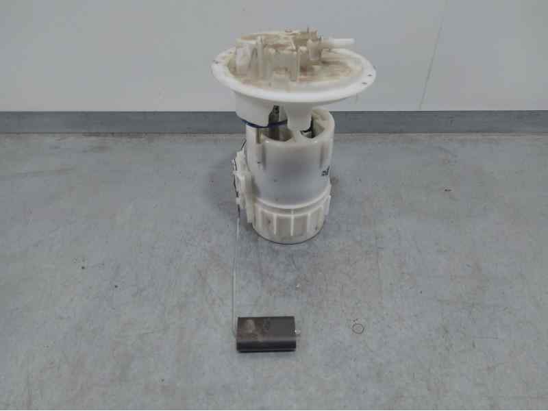 Recambio de aforador para peugeot 208 signature referencia OEM IAM 9674466680  