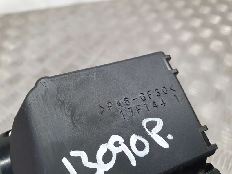 Recambio de mando limpia para peugeot 108 top allure referencia OEM IAM 17F144  