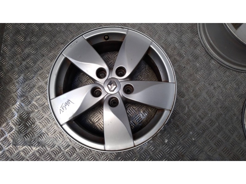 Recambio de juego llantas aluminio para renault megane iii coupe color edition referencia OEM IAM 6.5X16 5 TORN ET47 ALUMINIO 