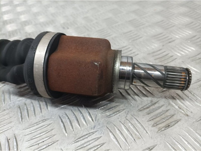 Recambio de transmision delantera izquierda para renault kangoo furgón maxi 5p grand comfort referencia OEM IAM 8200687739  