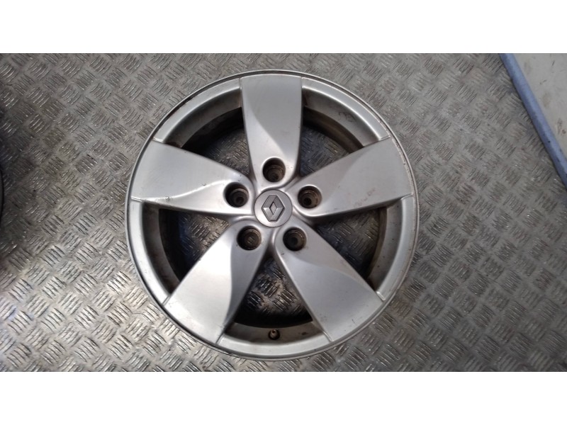 Recambio de juego llantas aluminio para renault megane iii coupe color edition referencia OEM IAM 6.5X16 5 TORN ET47 ALUMINIO 