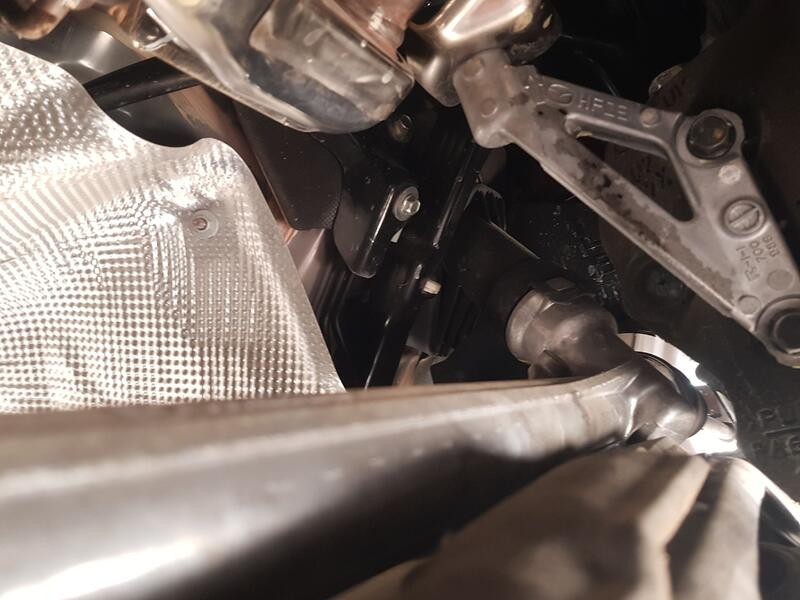 Recambio de cremallera direccion para mazda cx-30 (dm) skyactiv-x m hybrid referencia OEM IAM DFR532110 MECANICA 