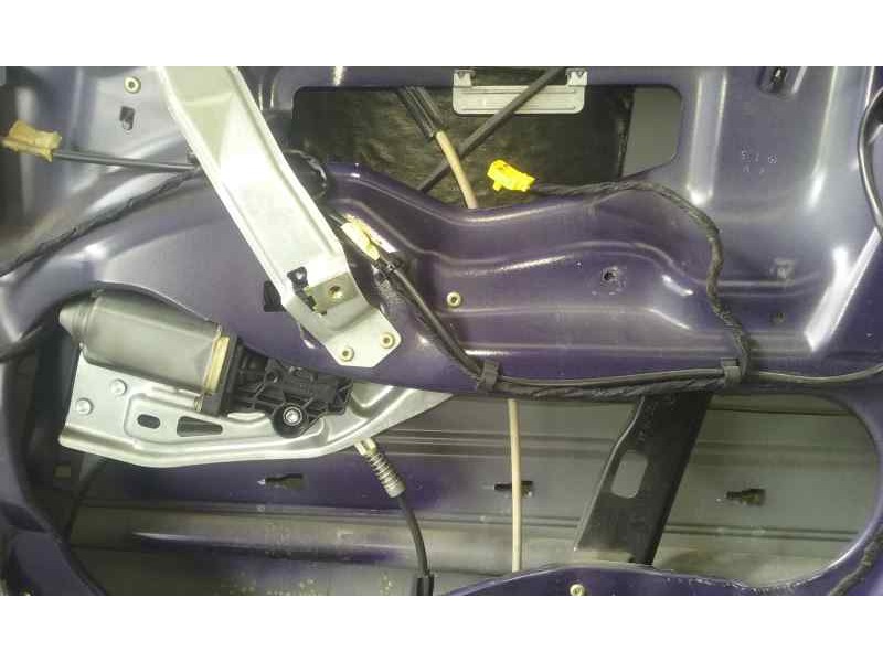 Recambio de elevalunas delantero derecho para mercedes-benz clase c (w203) berlina 320 (203.064) referencia OEM IAM   ELECTRICO