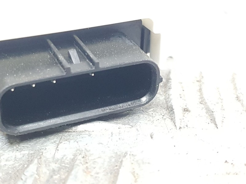 Recambio de cerradura puerta delantera derecha para mg zs suv (azs1) 1.0 t-gdi referencia OEM IAM 10845781 4 PINS 