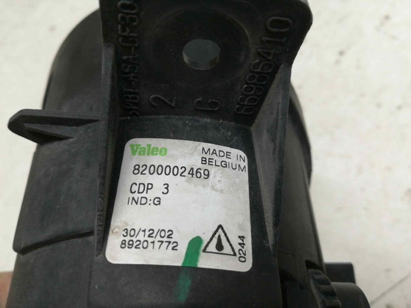 Recambio de faro antiniebla izquierdo para renault clio ii fase ii (b/cb0) authentique referencia OEM IAM 8200002469  