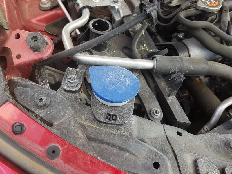 Recambio de deposito limpia para mazda cx-30 (dm) skyactiv-x m hybrid referencia OEM IAM BCKA67481  