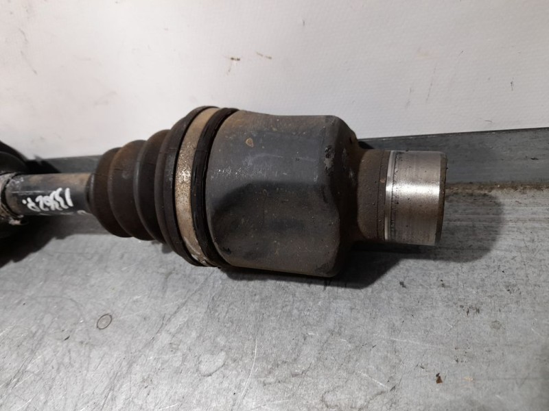 Recambio de transmision delantera izquierda para ssangyong actyon 200 xdi referencia OEM IAM 4130034001  