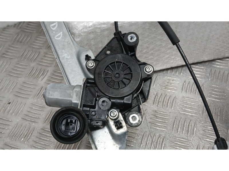 Recambio de elevalunas delantero derecho para mazda cx-30 (dm) skyactiv-x m hybrid referencia OEM IAM DFR558590A ELECTRICO 2 PIN